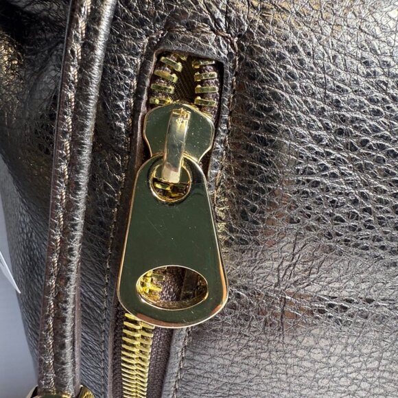 Alberto Di Canio Soft Metallic Black Leather Backpack With Gold Accent Hardware main image 13